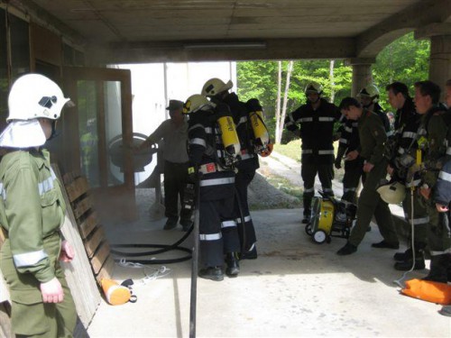 Vorschaubild 21 vom Album Feuerwehr- und Bergebereitschaftsübung am 19. 4. 2009