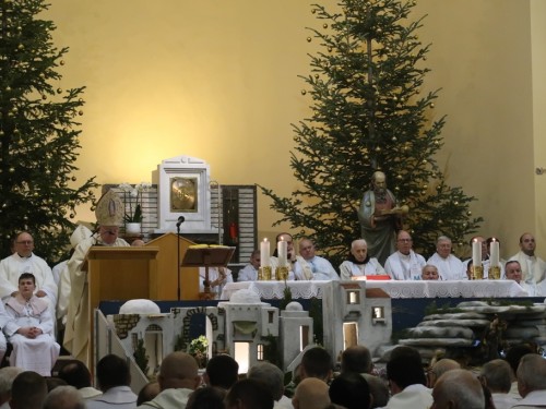Vorschaubild 11 vom Album Silvester in Medjugorje mit Nuntius Erzbischof Luigi Pezzuto