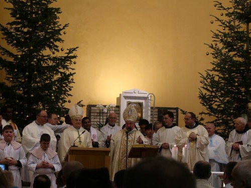 Vorschaubild 14 vom Album Silvester in Medjugorje mit Nuntius Erzbischof Luigi Pezzuto
